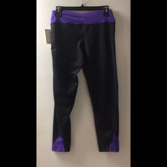 🌟Cropped 7/8 Athletic Pant-Purple - Picture 6 of 9